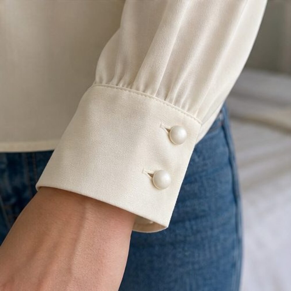 White Button Blouse - Picture 5 of 6